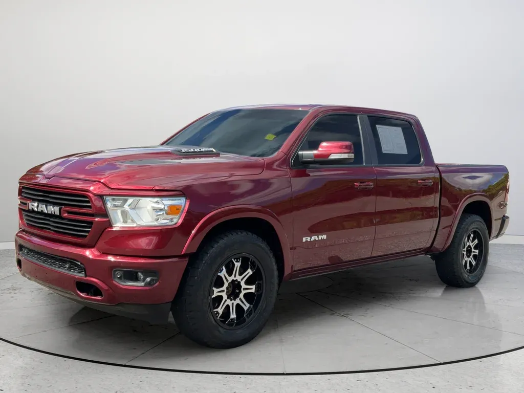 2022 Ram 1500 Laramie thumbnail 5