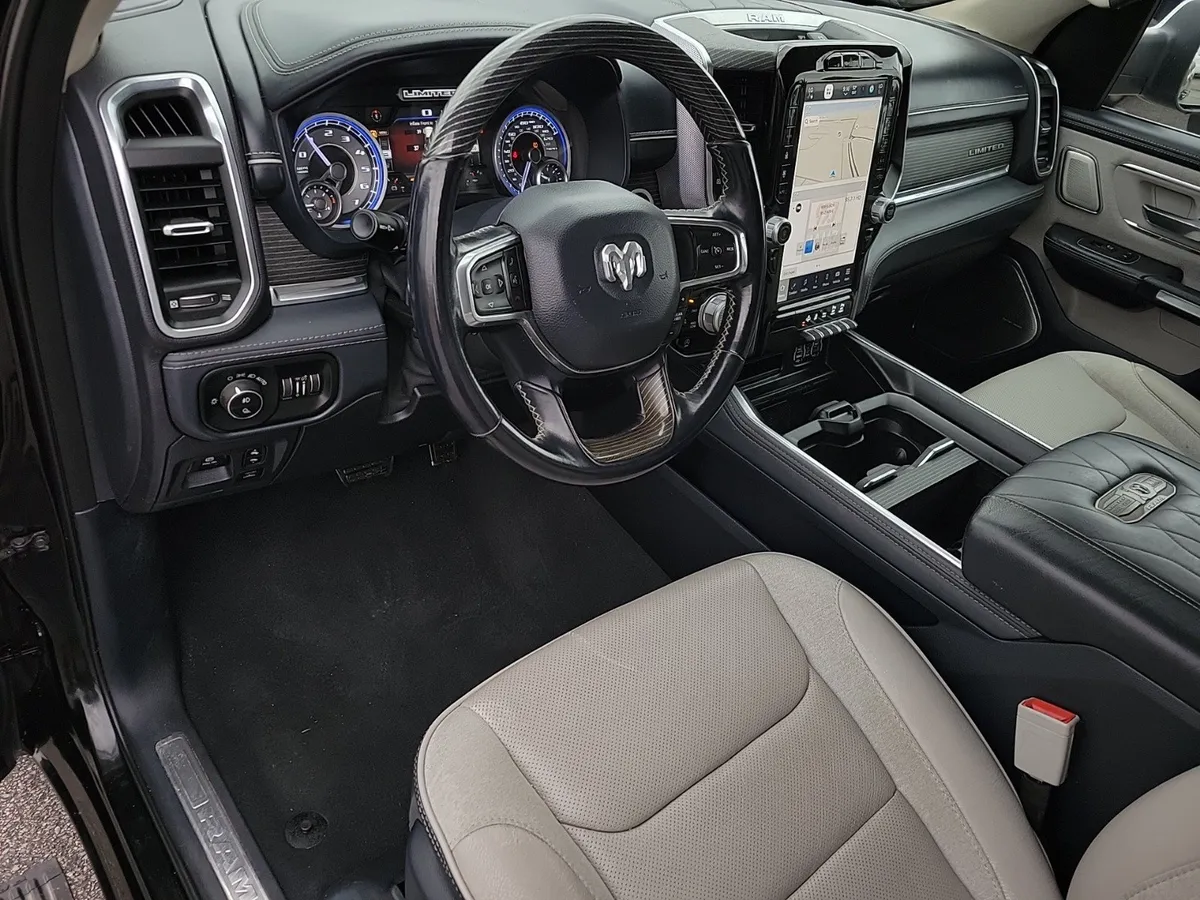 2022 Ram 1500 Limited thumbnail 9