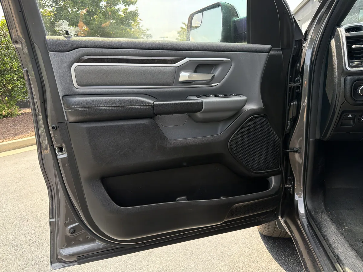 2022 Ram 1500 Lone Star thumbnail 19