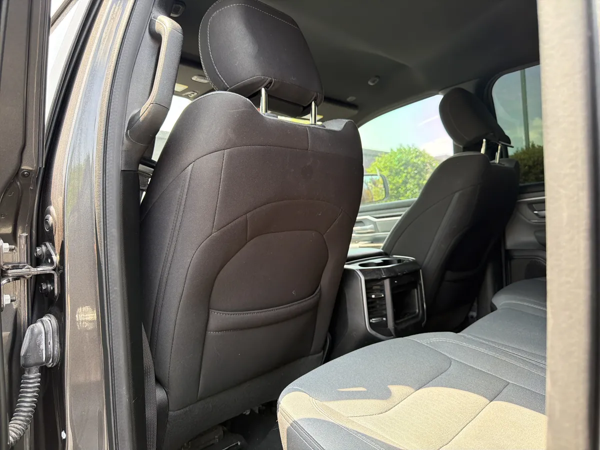2022 Ram 1500 Lone Star thumbnail 21