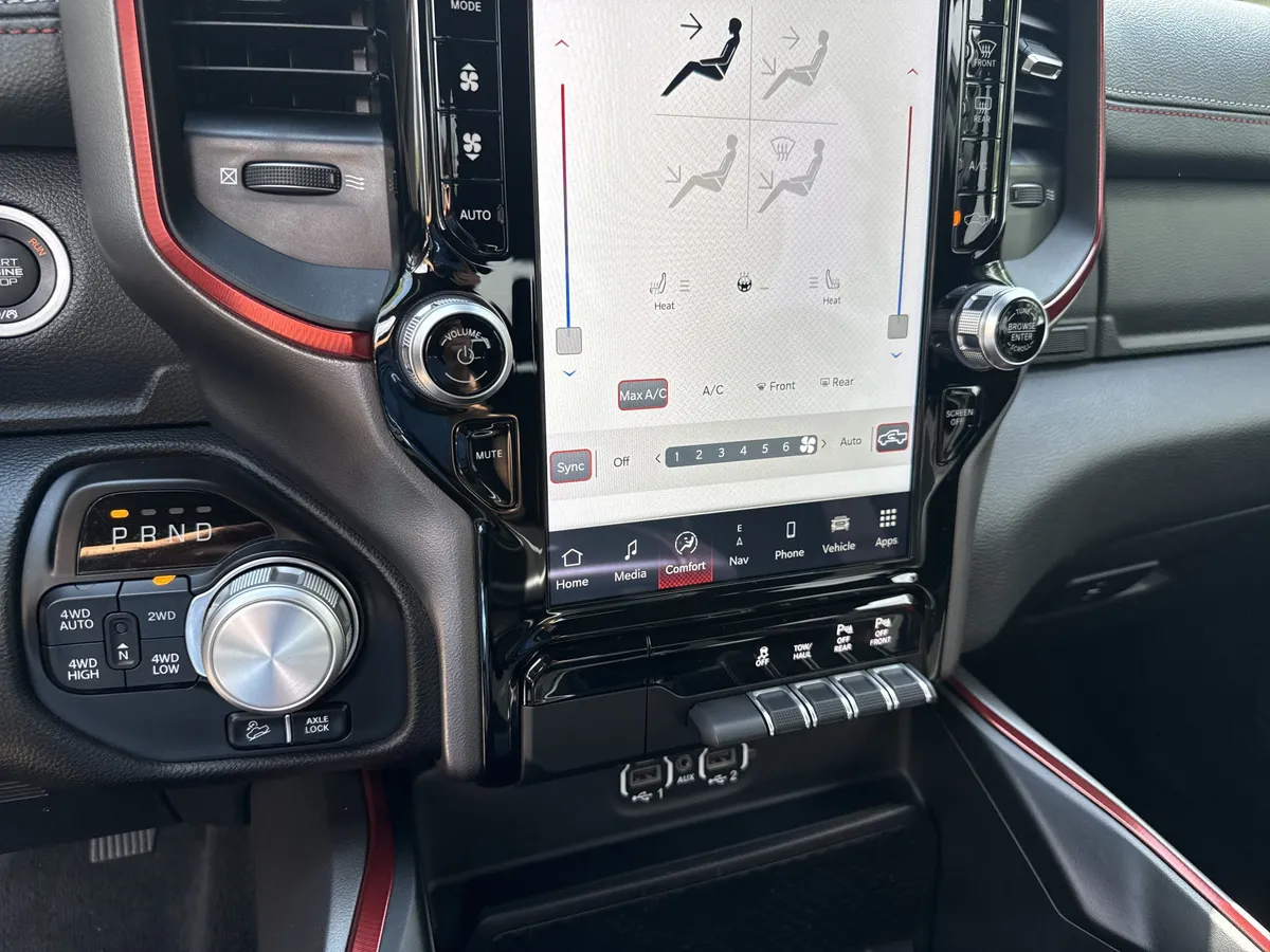 2022 Ram 1500 Rebel thumbnail 27