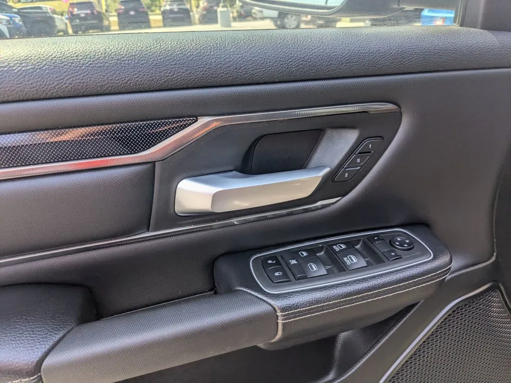 2022 Ram 1500 Rebel thumbnail 12