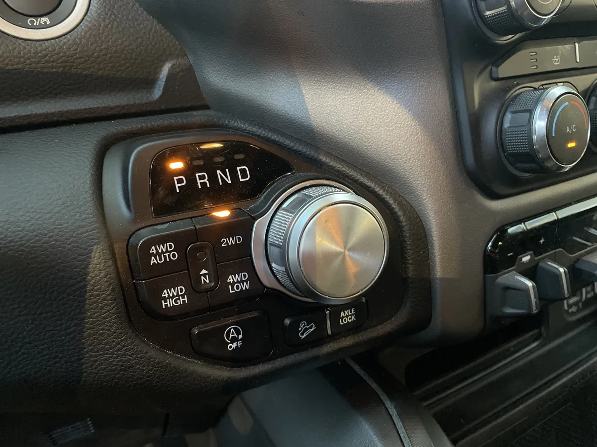2022 Ram 1500 Rebel thumbnail 27