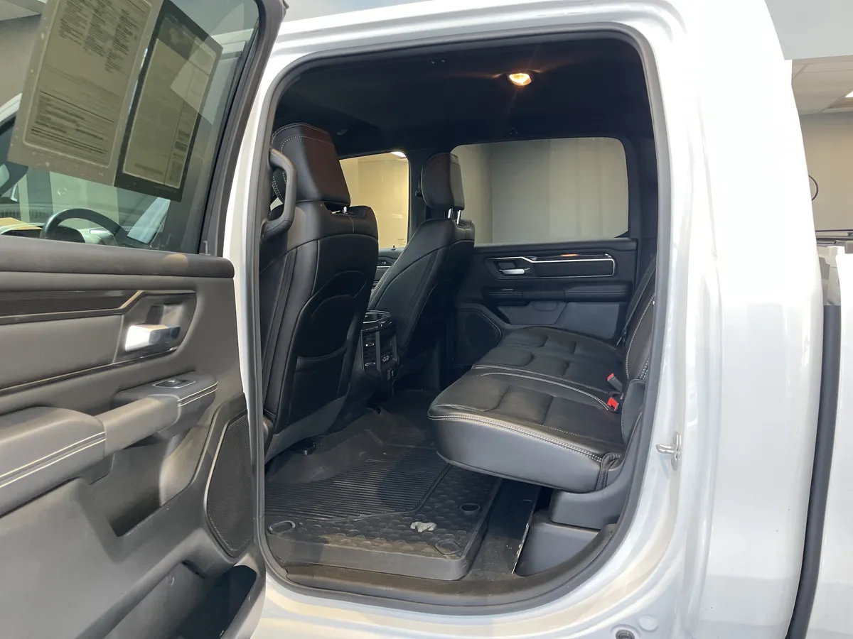 2022 Ram 1500 Rebel thumbnail 31