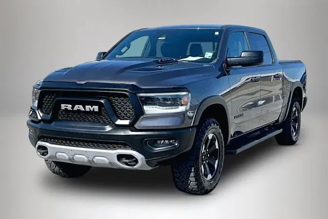 2022 Ram 1500 Rebel thumbnail 2