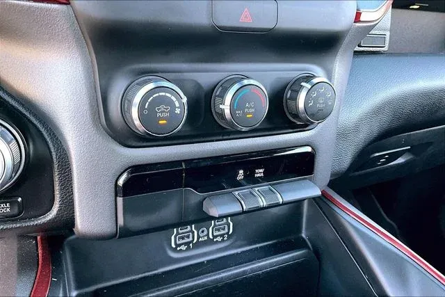 2022 Ram 1500 Rebel thumbnail 22