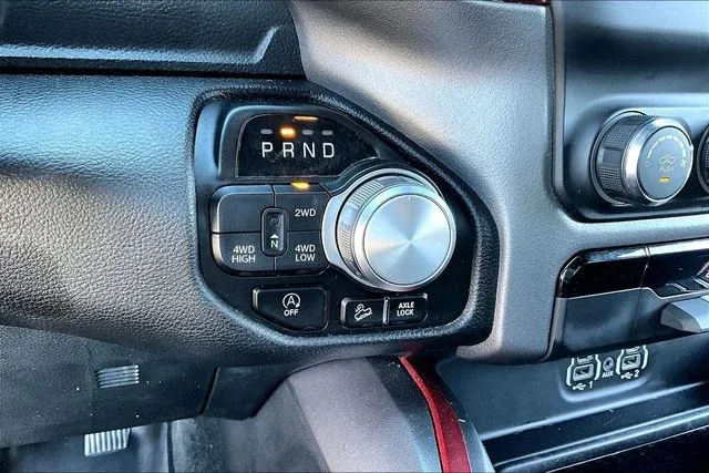 2022 Ram 1500 Rebel thumbnail 23