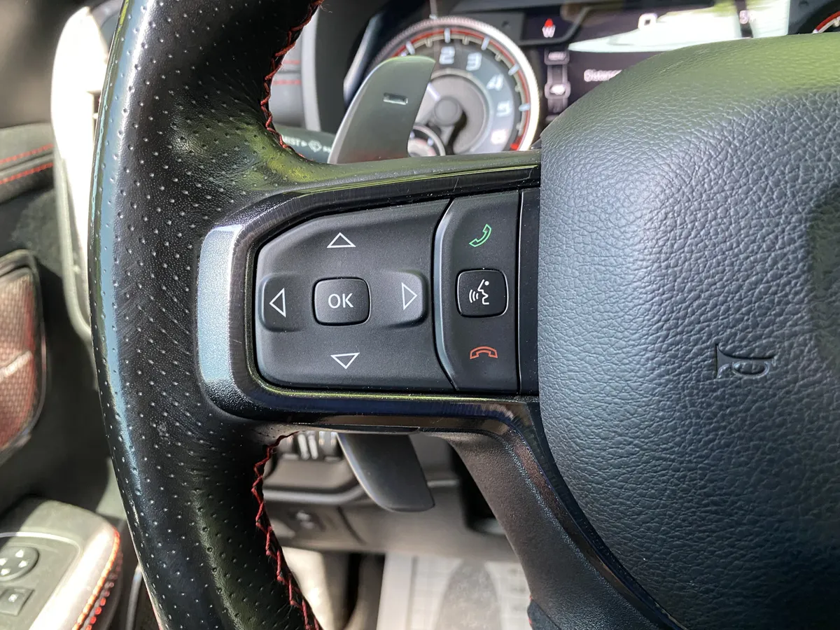2022 Ram 1500 TRX thumbnail 19