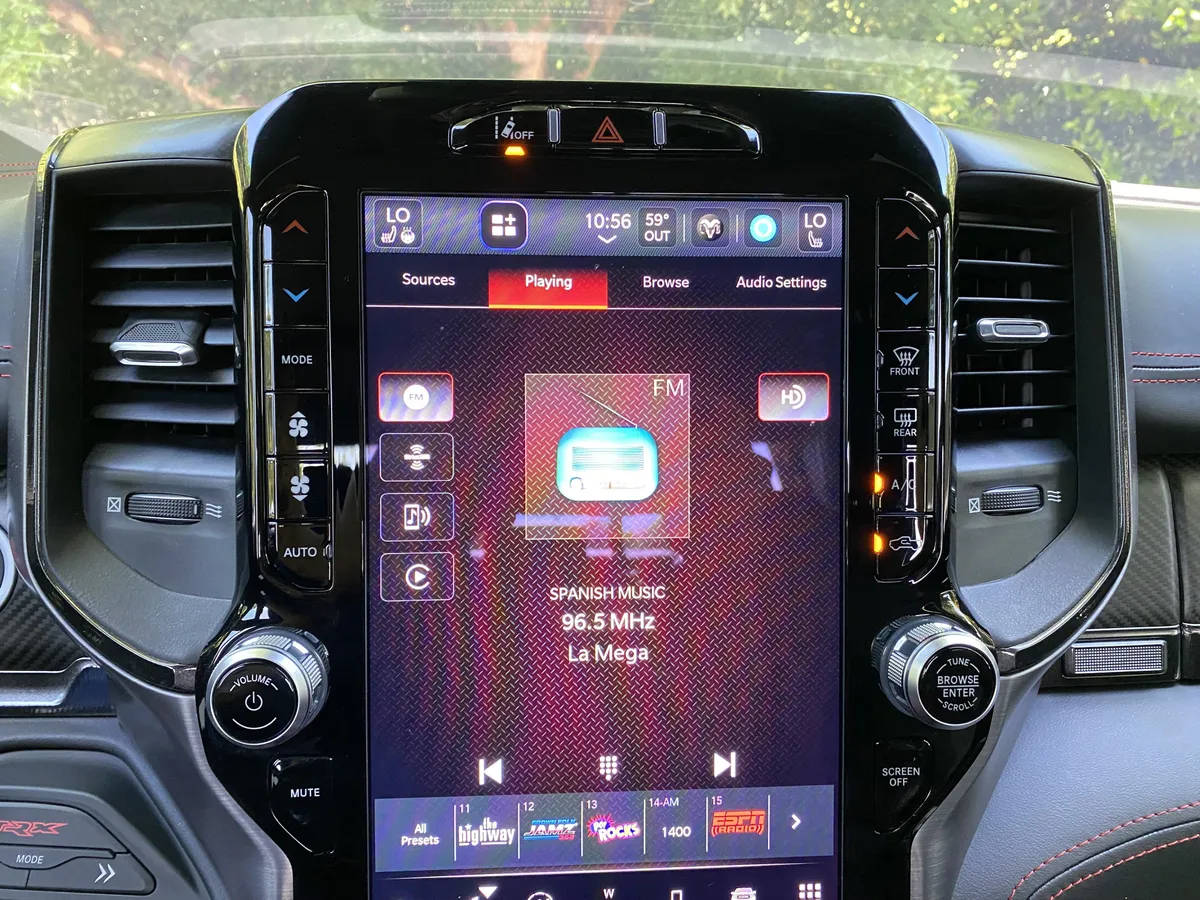 2022 Ram 1500 TRX thumbnail 26