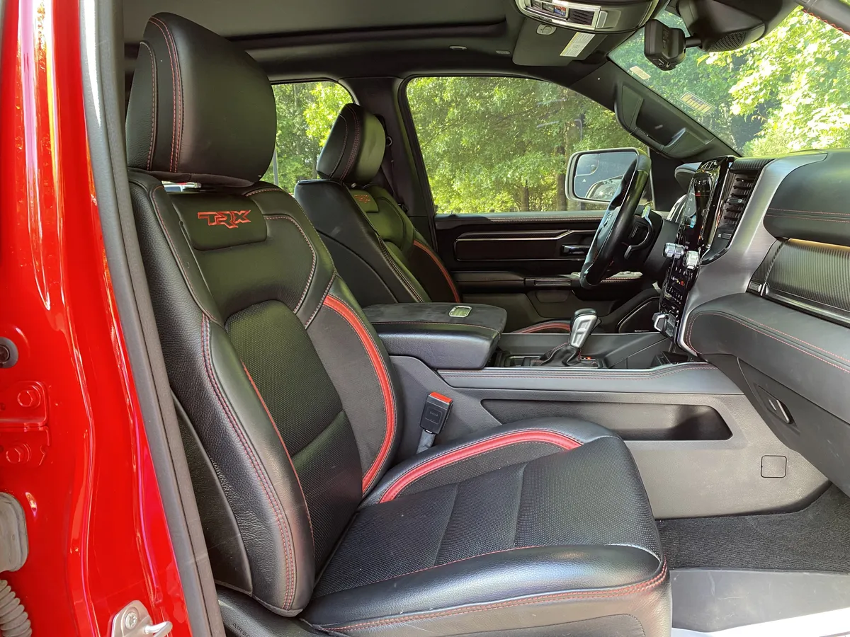 2022 Ram 1500 TRX thumbnail 36