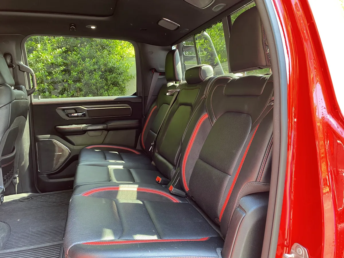 2022 Ram 1500 TRX thumbnail 38