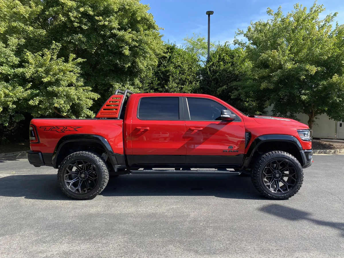 2022 Ram 1500 TRX thumbnail 9