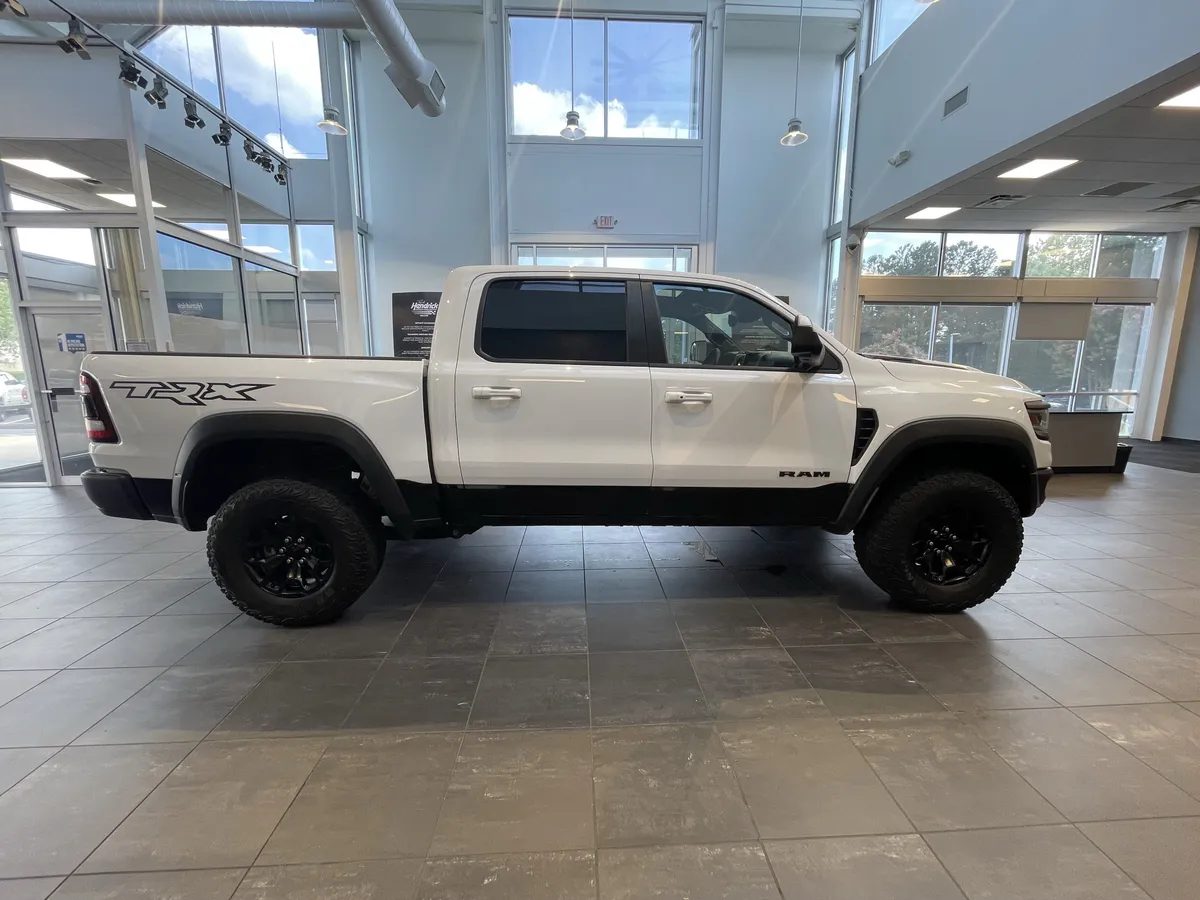 2022 Ram 1500 TRX thumbnail 10