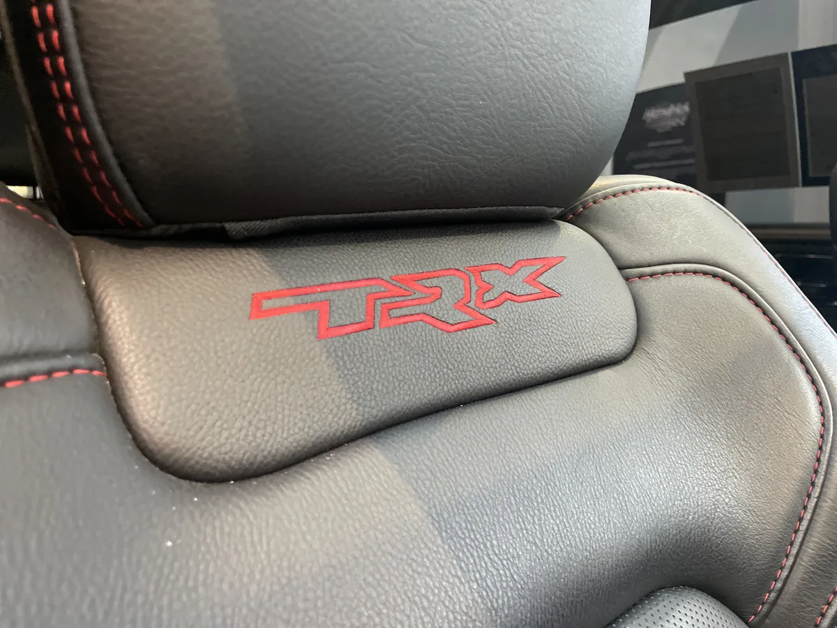 2022 Ram 1500 TRX thumbnail 39