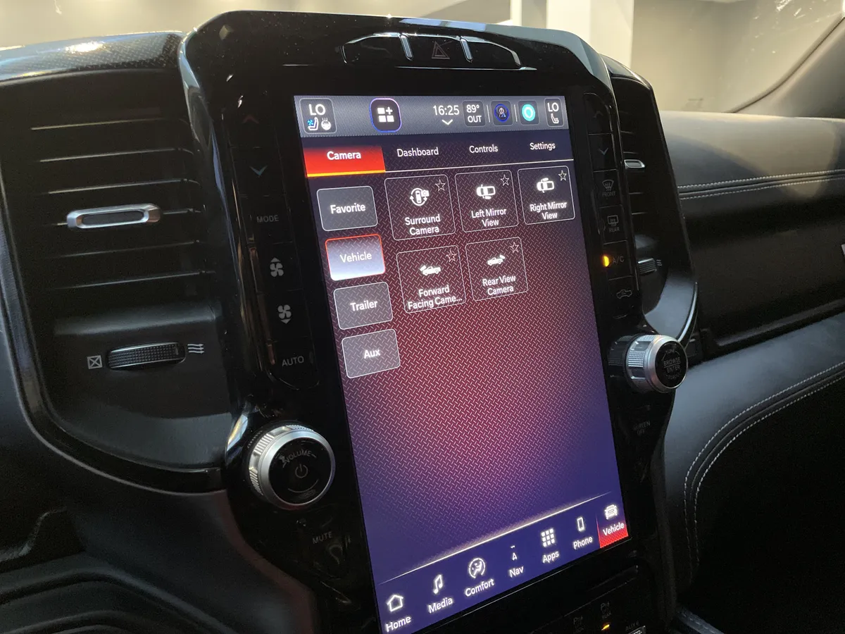 2022 Ram 1500 TRX thumbnail 26