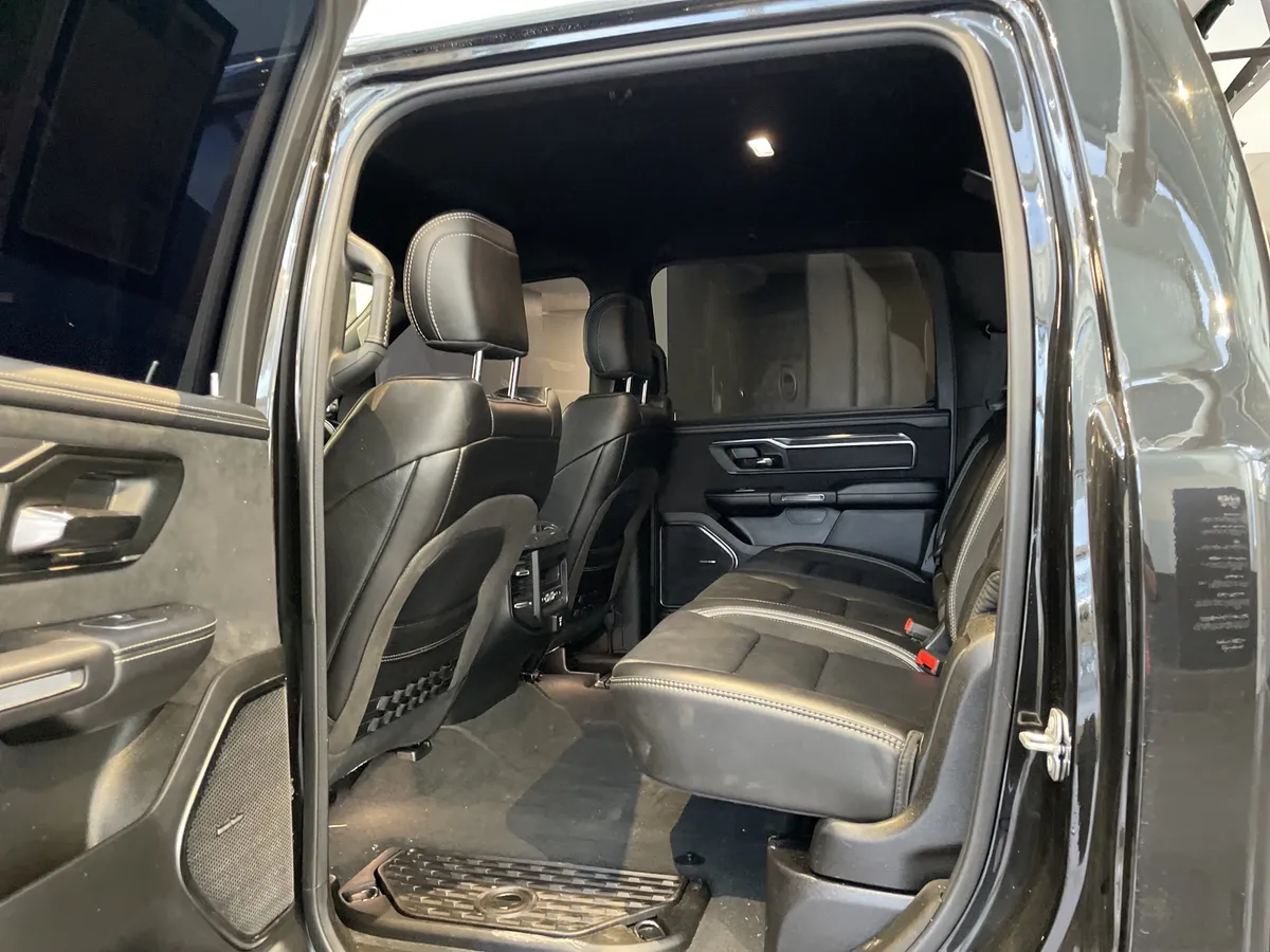 2022 Ram 1500 TRX thumbnail 34