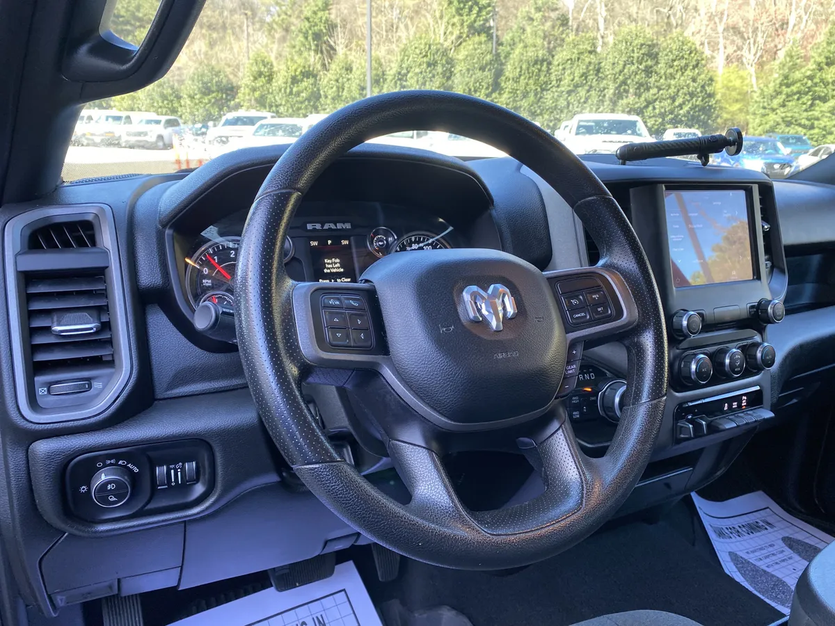 2022 Ram 2500 Tradesman thumbnail 12