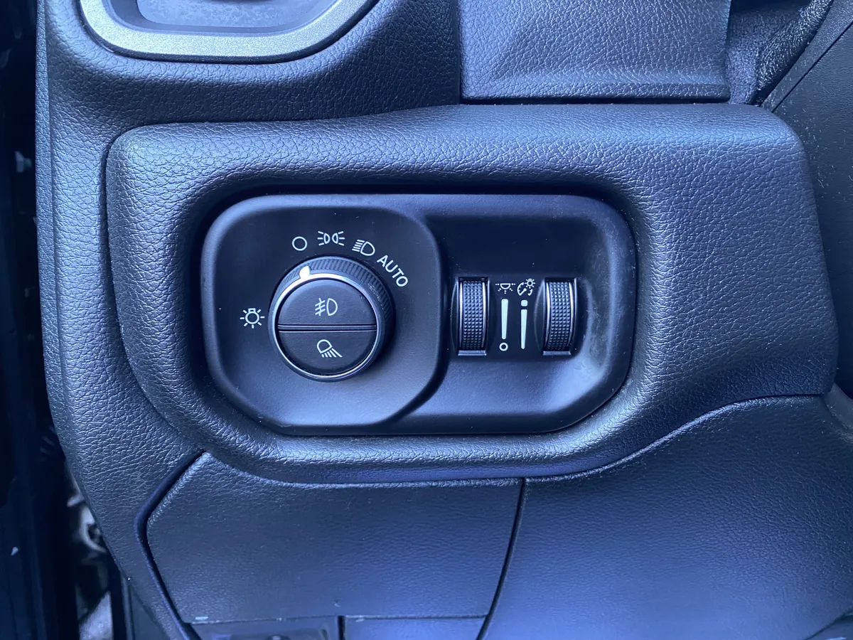 2022 Ram 2500 Tradesman thumbnail 13