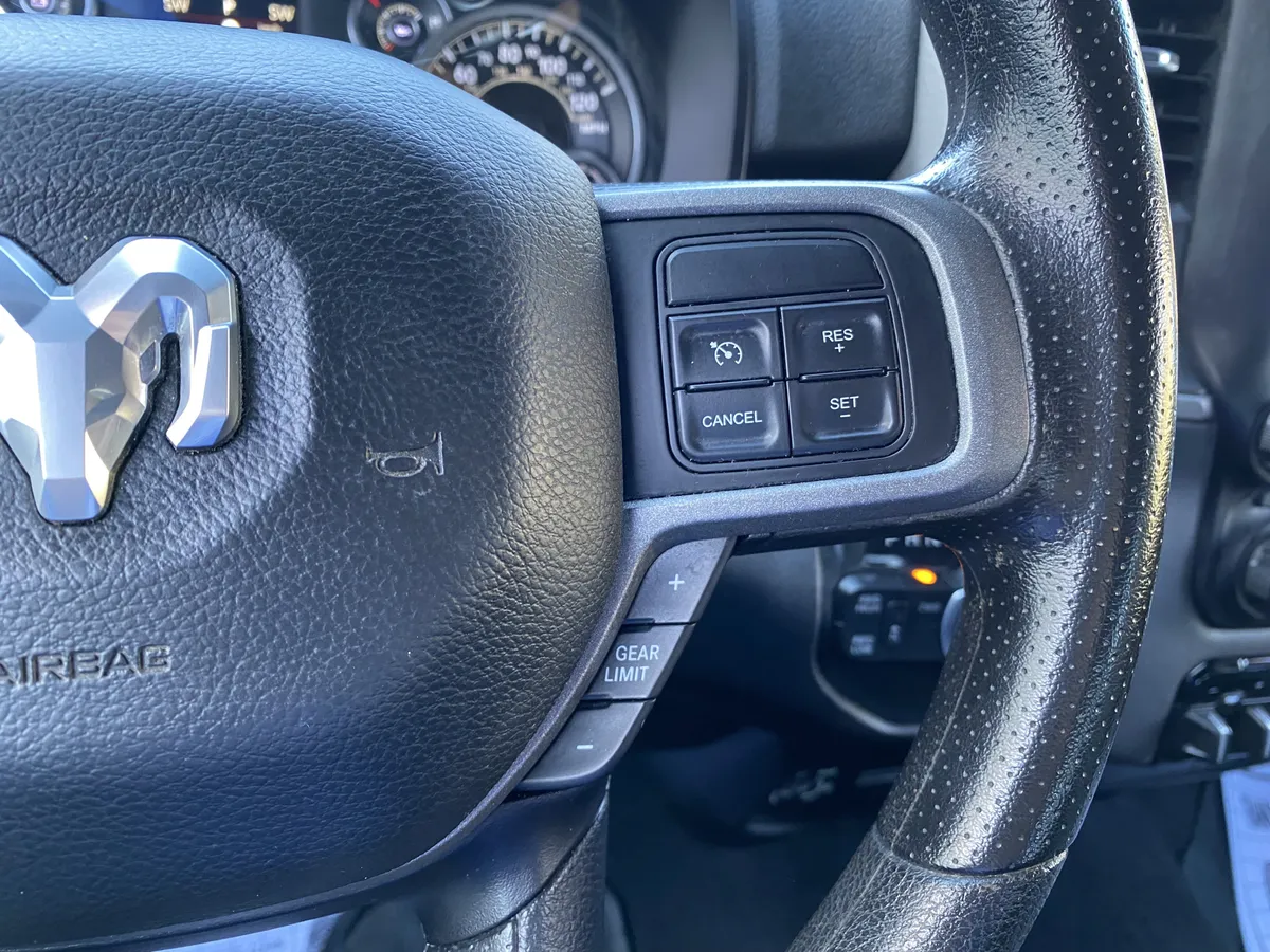 2022 Ram 2500 Tradesman thumbnail 16