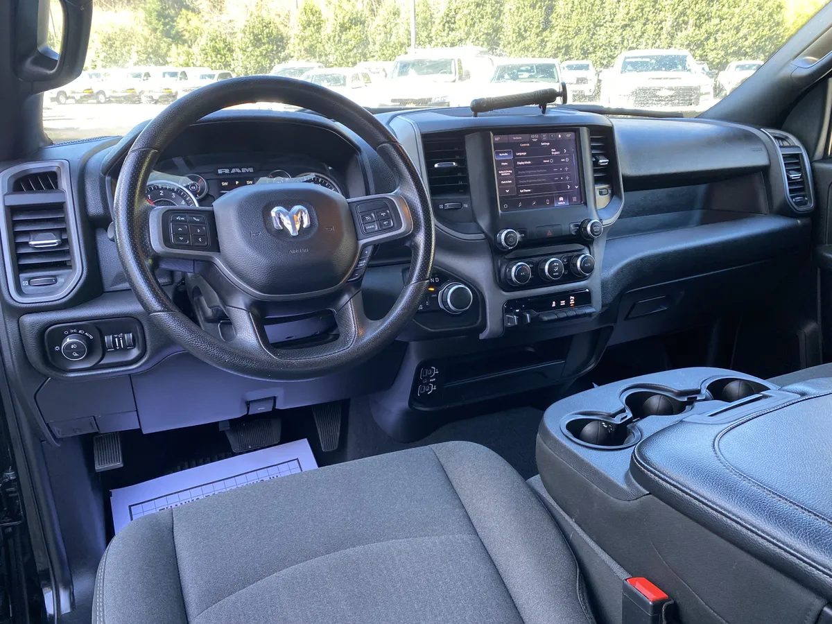 2022 Ram 2500 Tradesman thumbnail 25