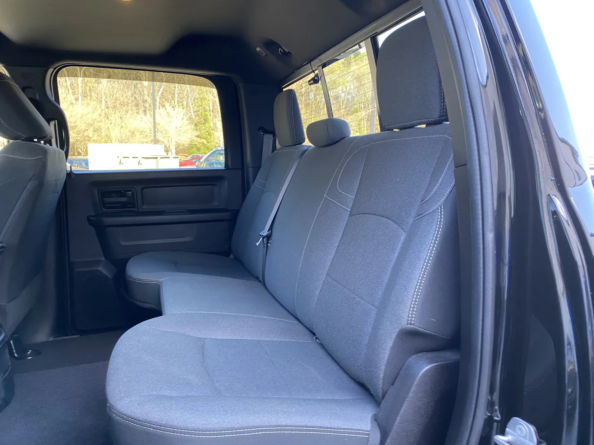 2022 Ram 2500 Tradesman thumbnail 28