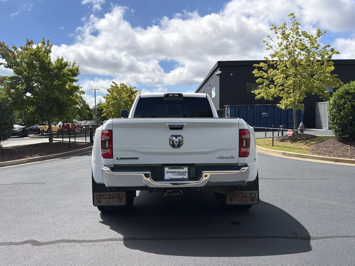 2022 Ram 3500 Laramie thumbnail 15