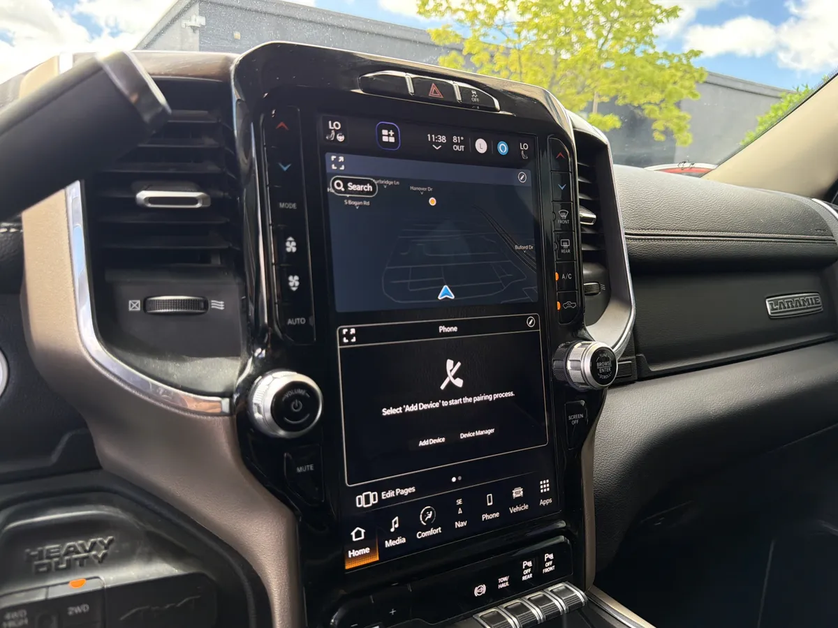 2022 Ram 3500 Laramie thumbnail 34