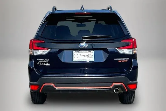 2022 Subaru Forester Sport thumbnail 6
