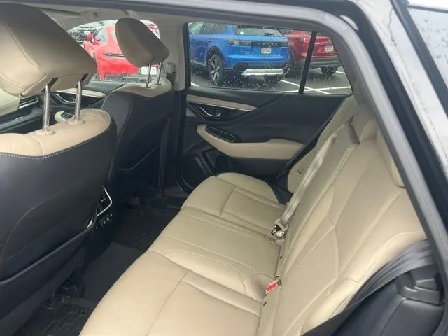 2022 Subaru Outback Limited thumbnail 16