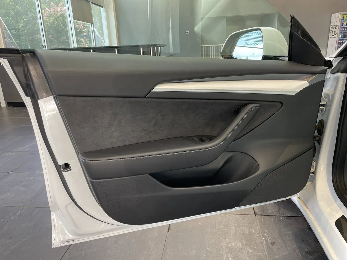 2022 Tesla Model 3 Performance thumbnail 13