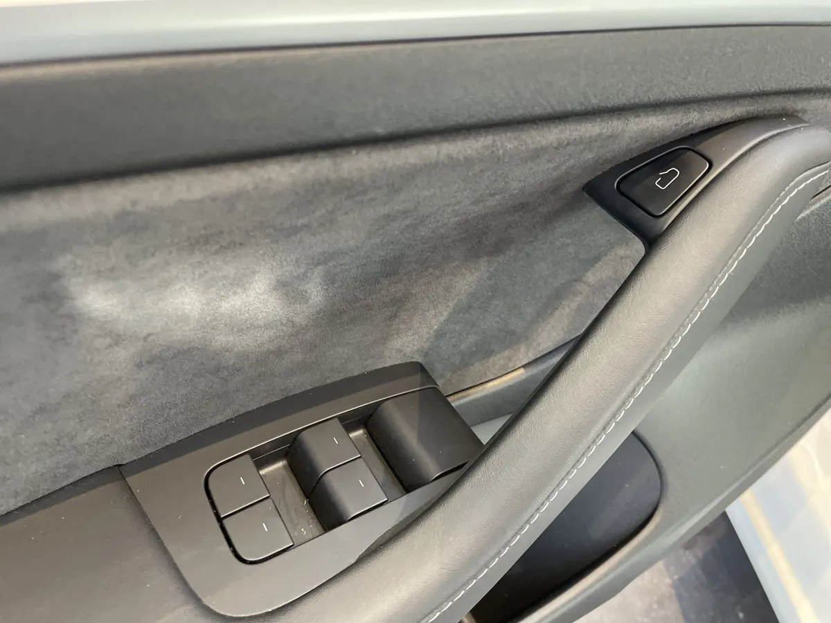 2022 Tesla Model 3 Performance thumbnail 14