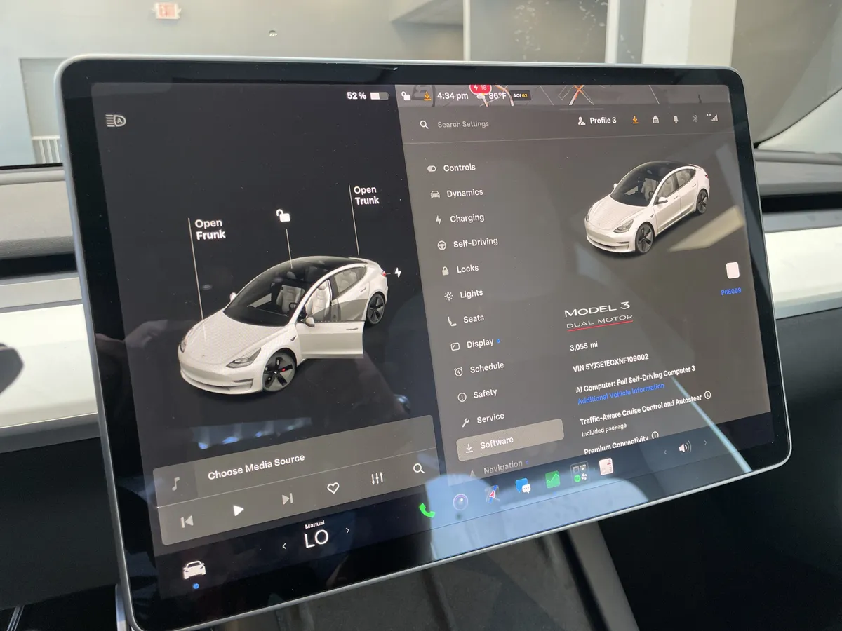 2022 Tesla Model 3 Performance thumbnail 20
