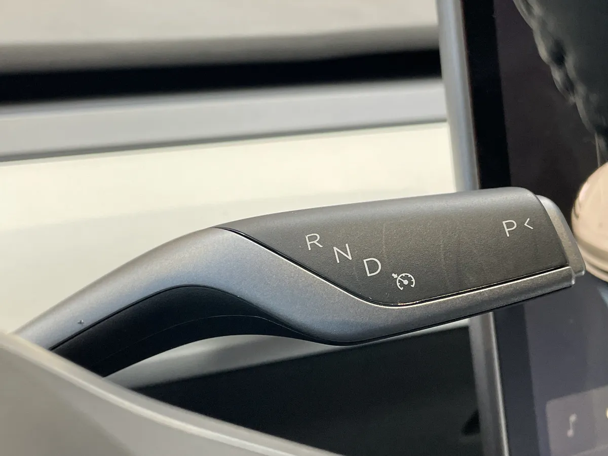 2022 Tesla Model 3 Performance thumbnail 26