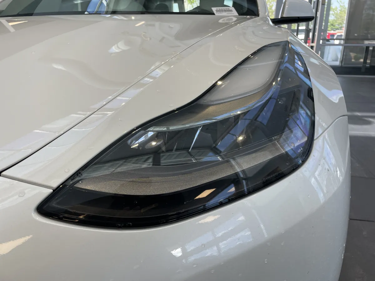 2022 Tesla Model 3 Performance thumbnail 4
