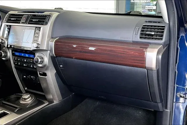 2022 Toyota 4Runner Limited thumbnail 21
