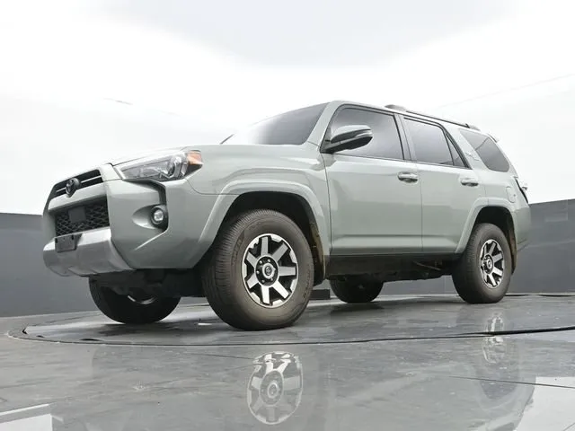 2022 Toyota 4Runner TRD Off-Road Premium thumbnail 12