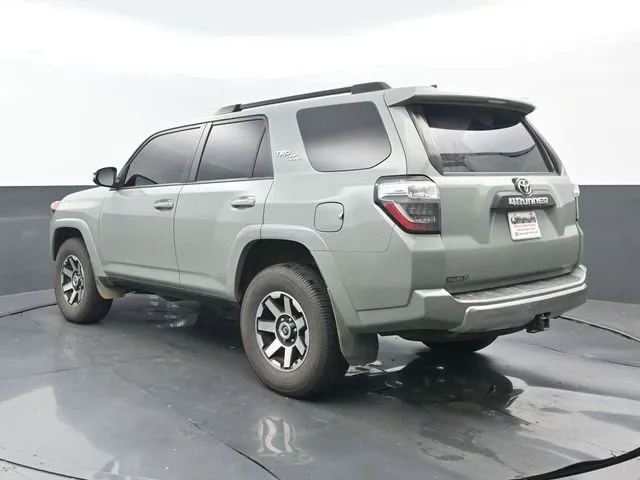 2022 Toyota 4Runner TRD Off-Road Premium thumbnail 3