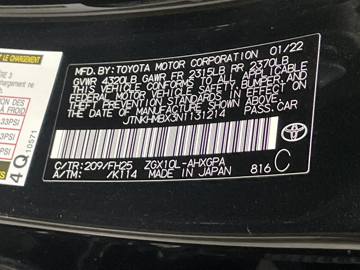 2022 Toyota C-HR Nightshade thumbnail 36