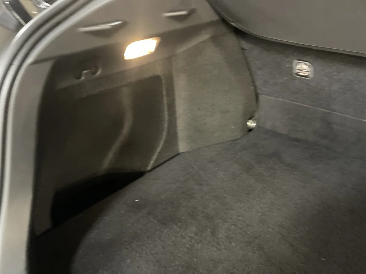 2022 Toyota C-HR Nightshade thumbnail 37