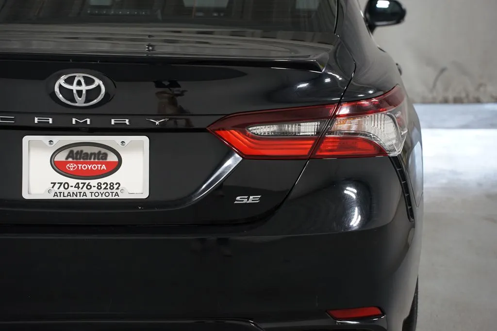 2022 Toyota Camry SE thumbnail 10