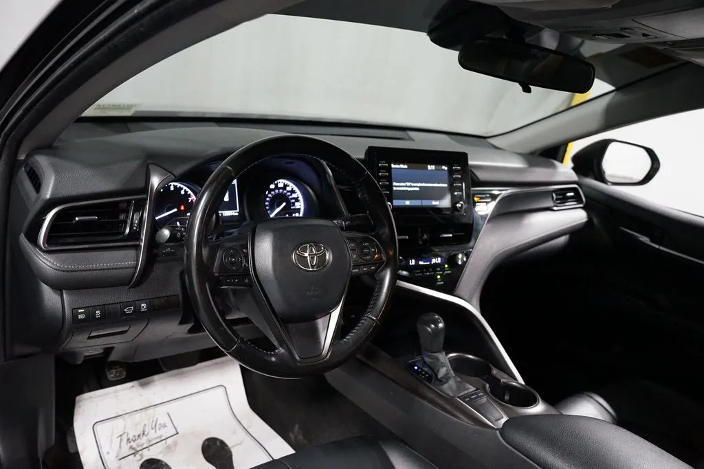 2022 Toyota Camry SE thumbnail 11