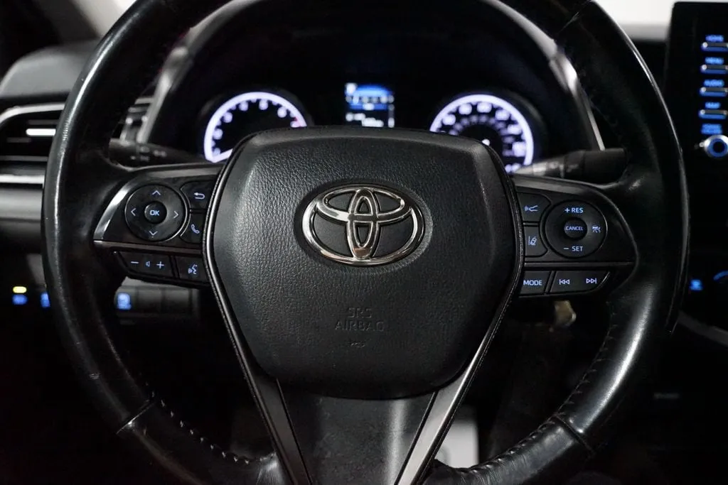2022 Toyota Camry SE thumbnail 12
