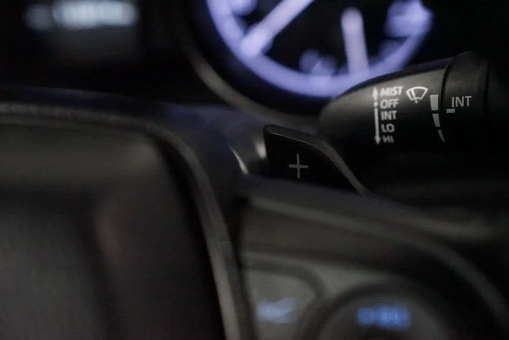 2022 Toyota Camry SE thumbnail 15