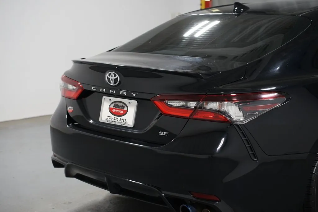 2022 Toyota Camry SE thumbnail 9