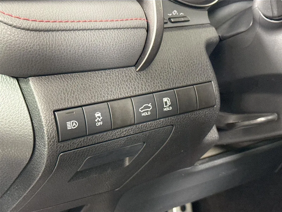 2022 Toyota Camry TRD thumbnail 14
