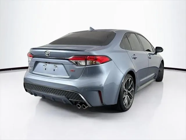 2022 Toyota COROLLA thumbnail 6