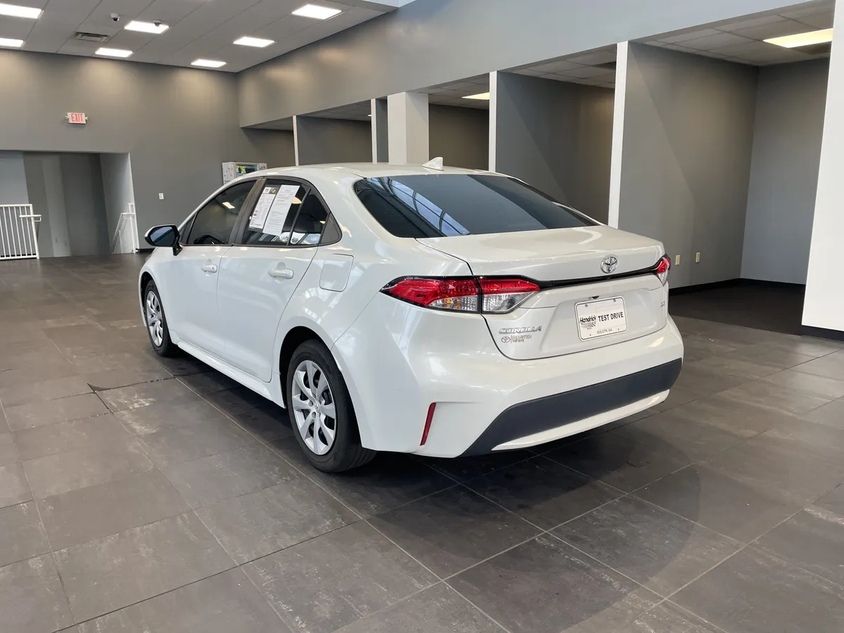 2022 Toyota Corolla LE thumbnail 7