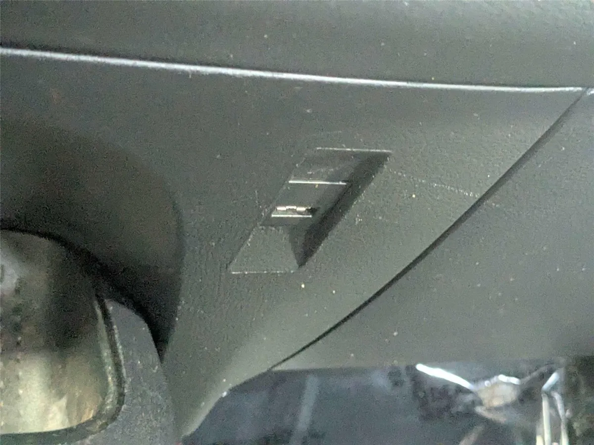 2022 Toyota Corolla LE thumbnail 22