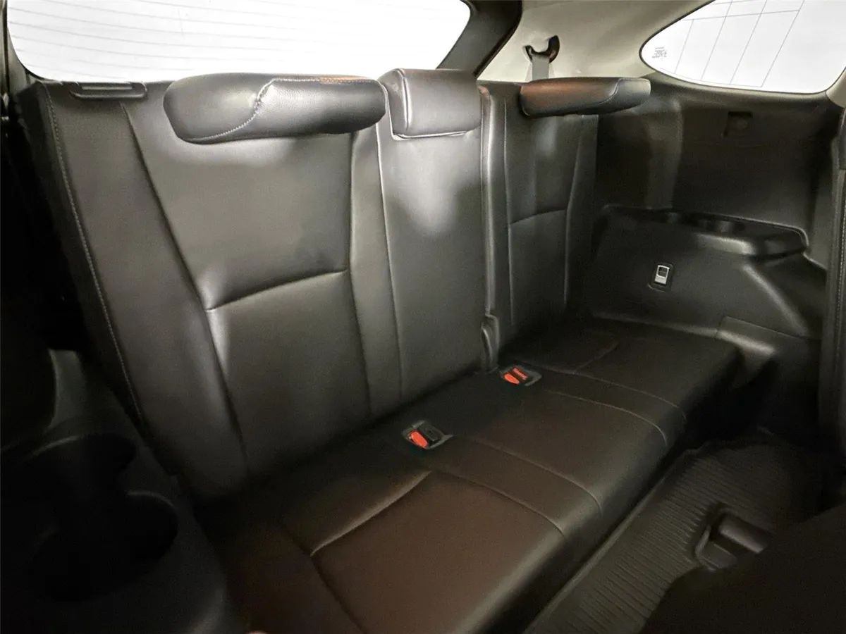 2022 Toyota Highlander Hybrid Platinum thumbnail 44