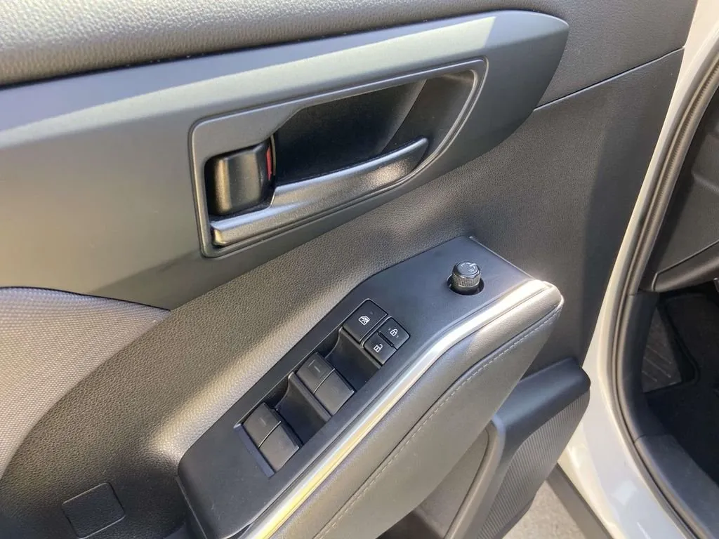 2022 Toyota Highlander LE thumbnail 15